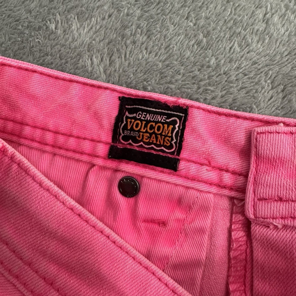 Volcom Women's Size 5 Sound Check Short Short Fit Raw Edge Cutoff Jean NWT - Picture 5 of 16
